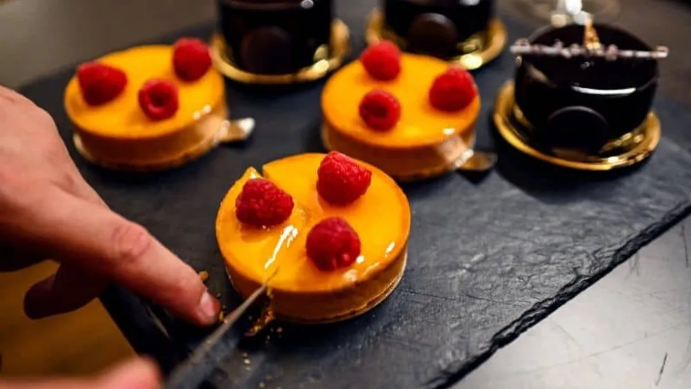 Paris: St Germain: Gourmet Food Tour