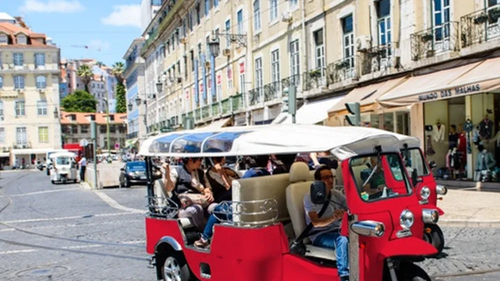 Porto: Guided Tuk Tuk Tour + Visit to Port Wine Cellar with Tasting + Cruise