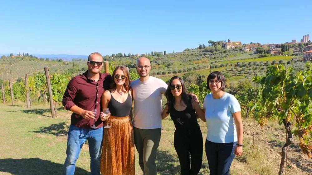 From Florence: Full-Day Tuscany Wine Tour to Siena & Chianti