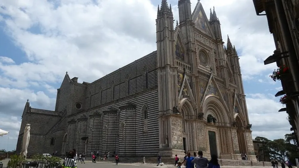 Orvieto and Narni Private Day Trip and Wine Tasting From Rome