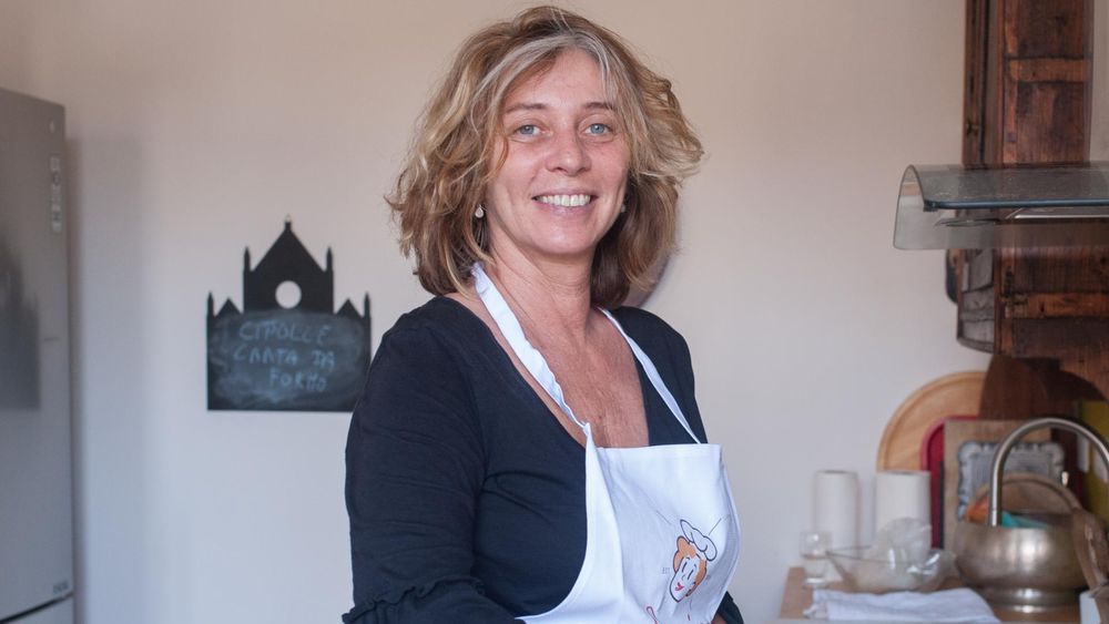 Dining experience at a local's home in Gaiole in Chianti with cooking demo