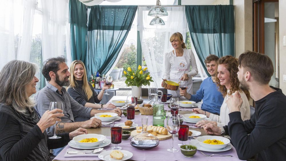 Private lunch/dinner with an Italian family with cooking demo & wines included in Cava de' Tirreni