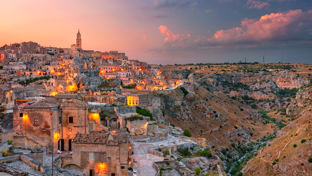 From Naples: One way Transfer to Matera with Food and Wine Tastings