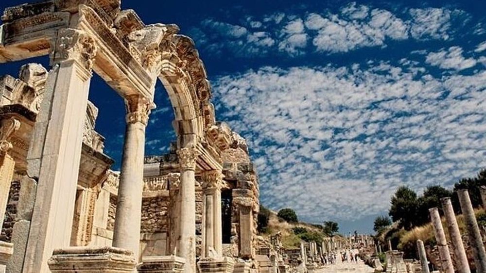 Skip-the-line Ephesus & Wine Tasting Tour From Kusadasi Port