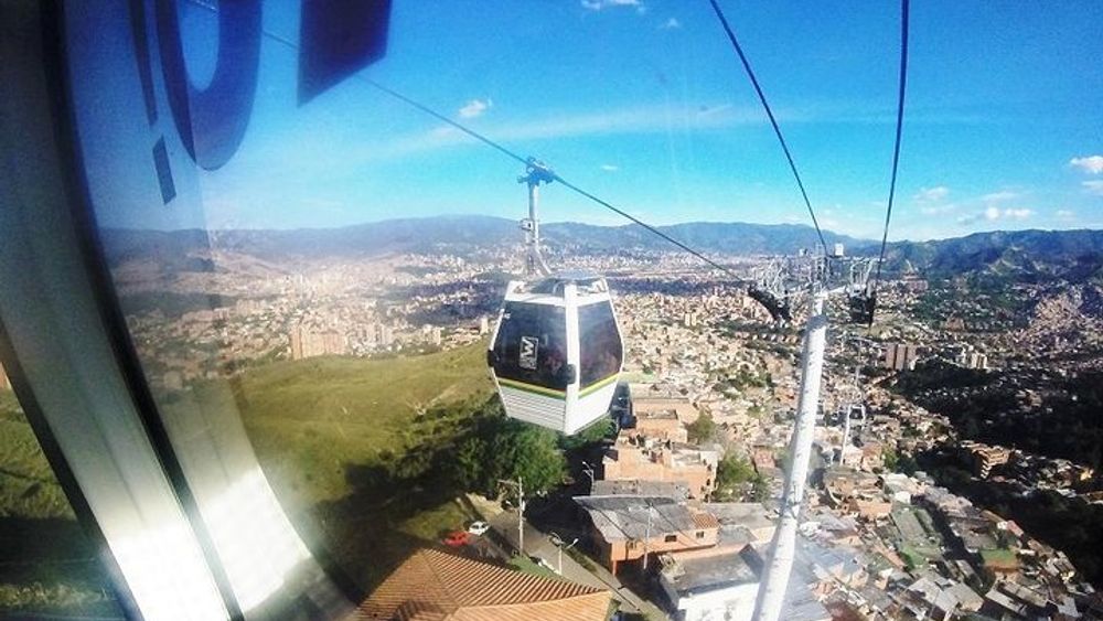 Medellin City Tour with cable car, lunch, and Fernando Botero´s