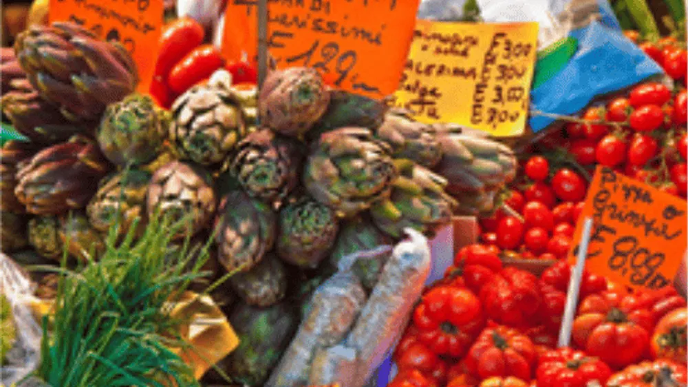 Aosta: Market Tour and Dining Experience with a Local Home Cook