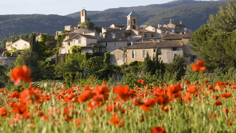From Aix en Provence: Private Half Day Wine Tour to Luberon