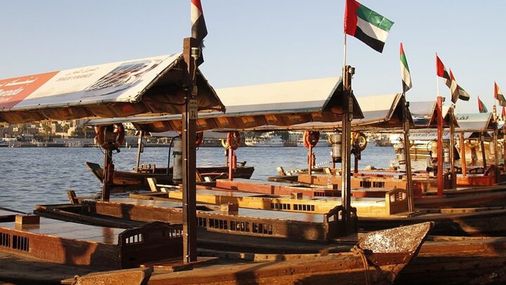 Dubai: Private Walking Tour with Pickup and Breakfast in Old Dubai