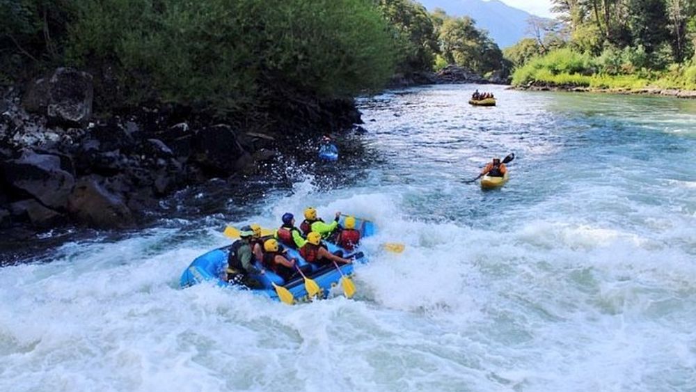 Full Day Rafting and Wine From Santiago