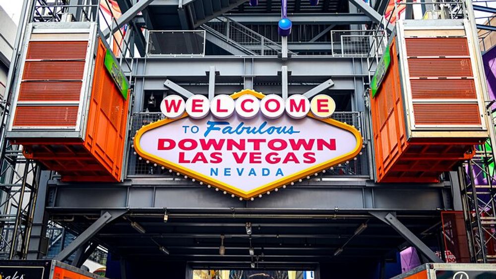 Downtown Las Vegas Food and Heritage Small-Group Walking Tour