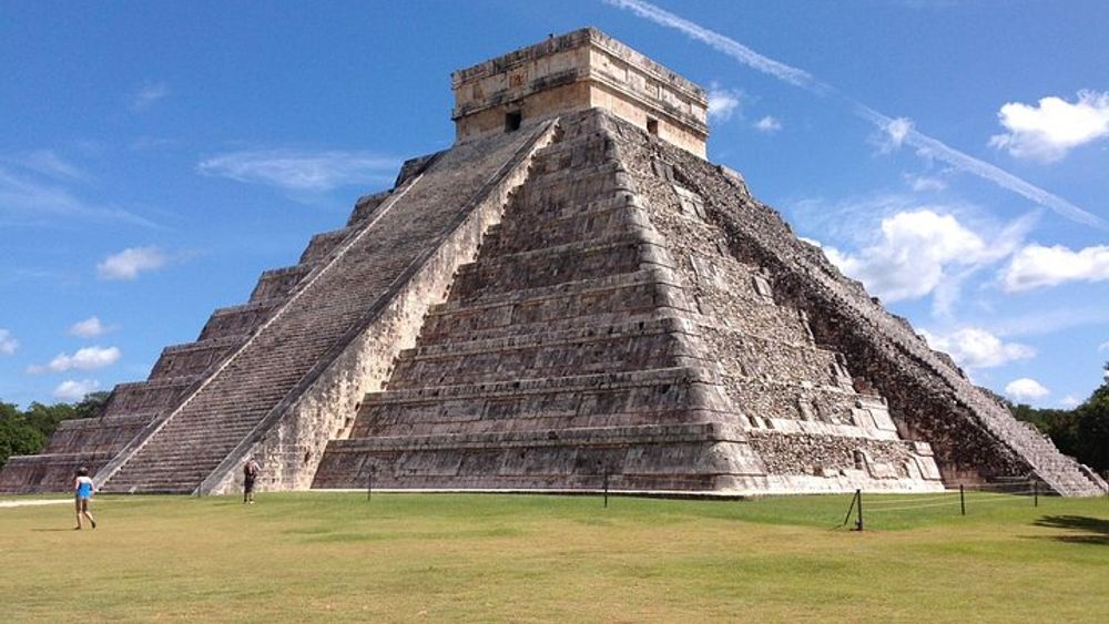 Chichen-Itza, Ik-Kil cenote, Valladolid All Day Tour with Lunch