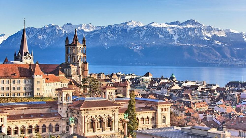 Swiss Riviera Private Tour: Lausanne, Montreux and Chateau Chillon