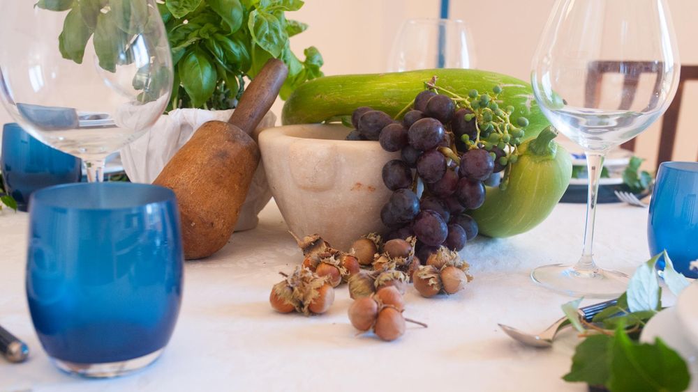 Private lunch or dinner with an Italian family with cooking demo and wines included in Camogli