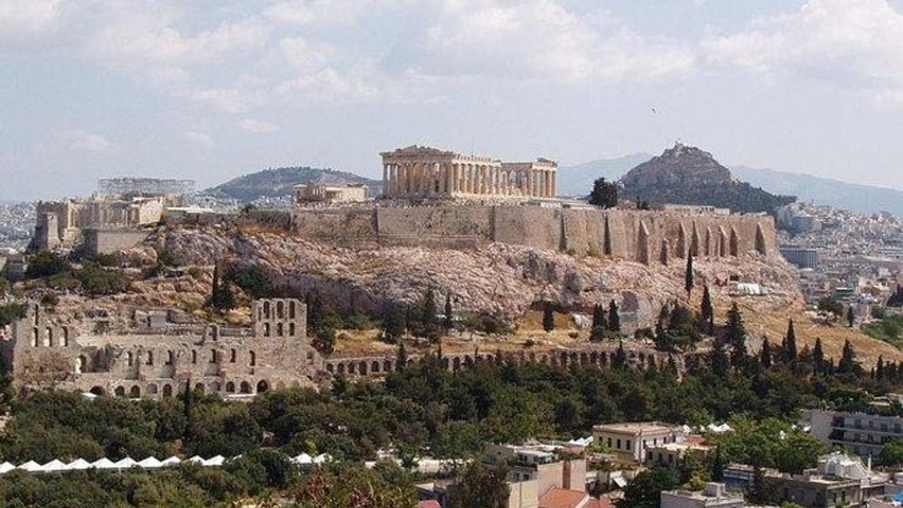 Athens: Private Walking Tour - Acropolis, Plaka and Food Tastings