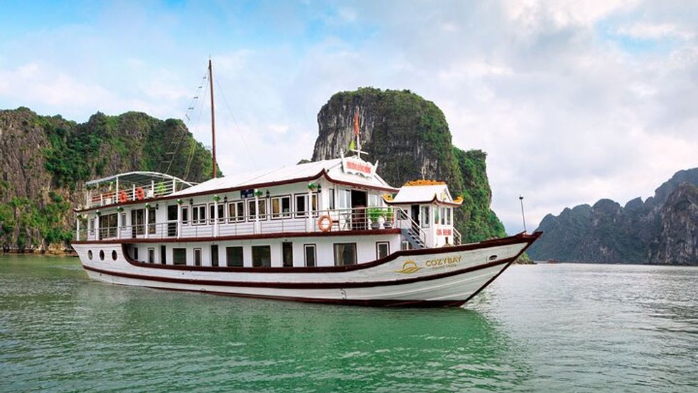 Cozy Bay Classic Cruise 2D1N from Hanoi by Expressway Transfer
