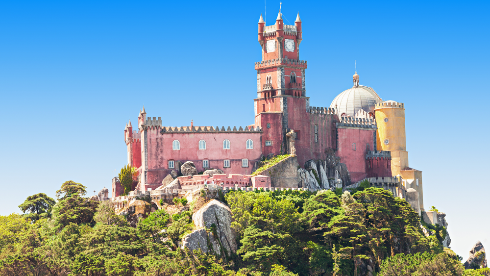 From Lisbon: Sintra & Pena Palace with Wine Tasting