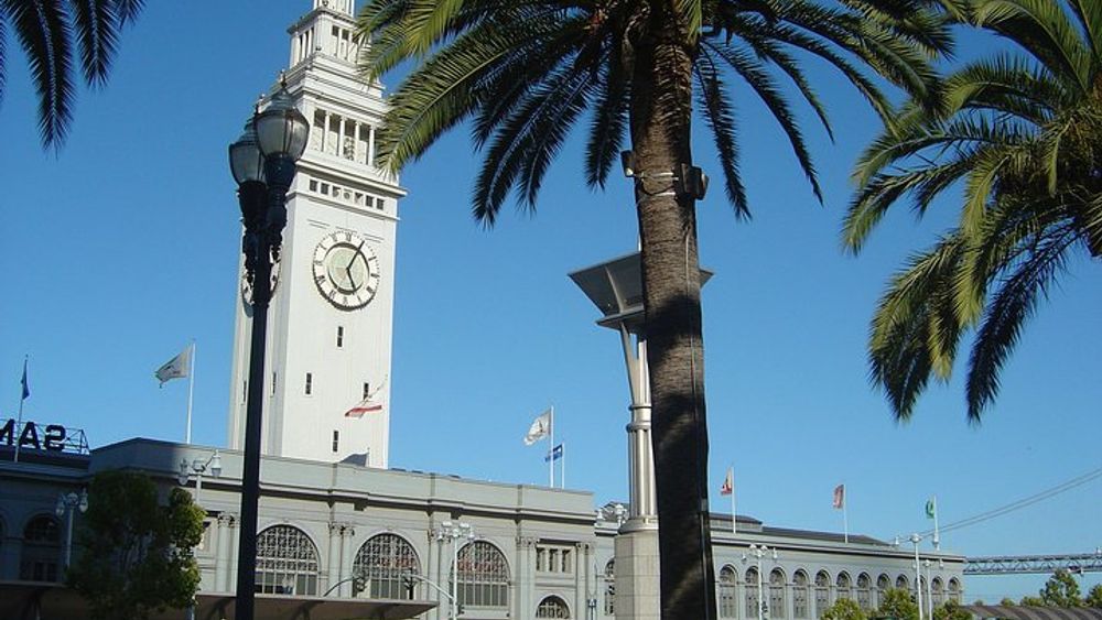 San Francisco Ferry Building Food Tour and Alcatraz Admission