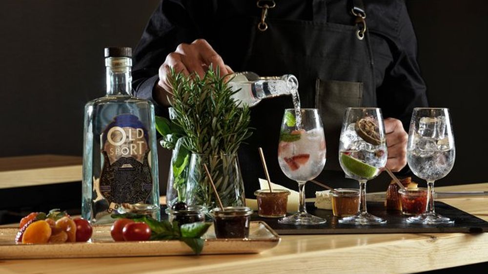 Gin tasting experience in Athens