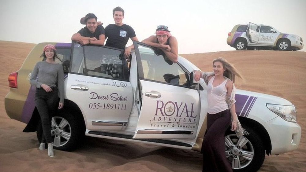 Dubai: 6hr Desert Dinner Safari with Quad Biking and Sandboarding