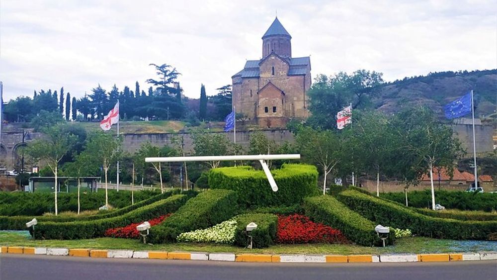 Tour to Chateau Mukhrani from Tbilisi (Saguramo,Dusheti, Bazaleti Lake,Dzalisi)