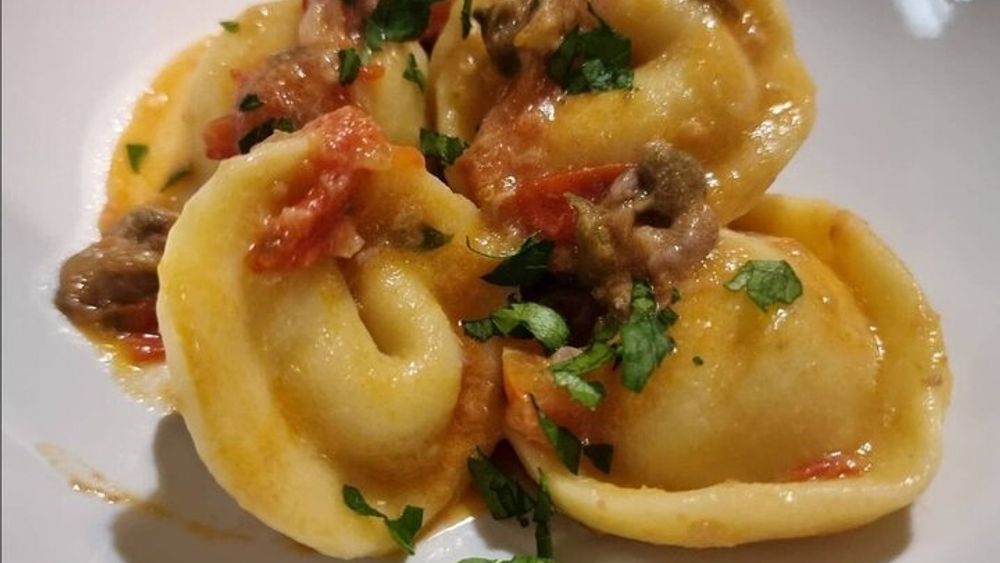 Fresh pasta and Tiramisù