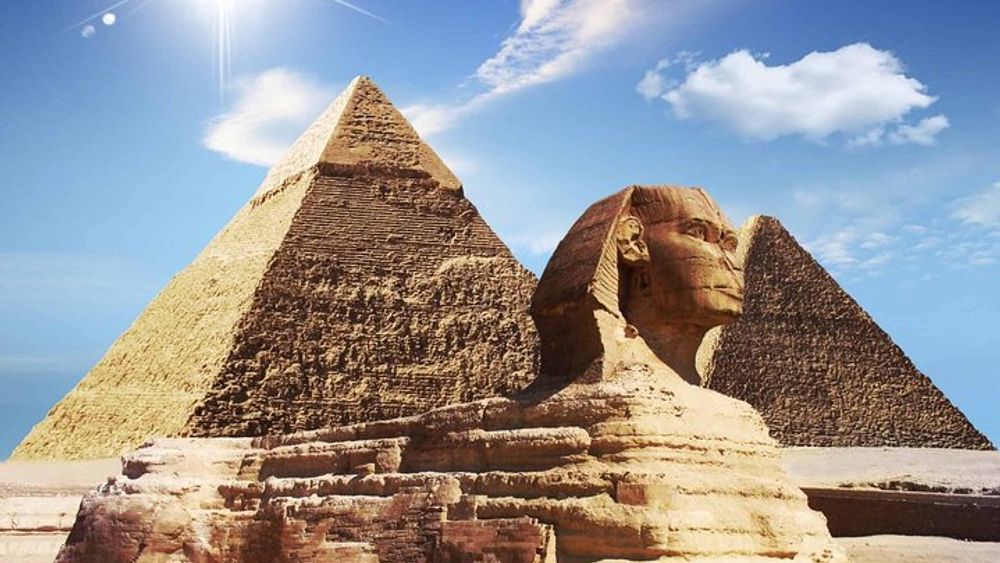 Cairo Over day Full Day Pyramids & Egyptian Museum & Sphinx and Lunch - Hurghada