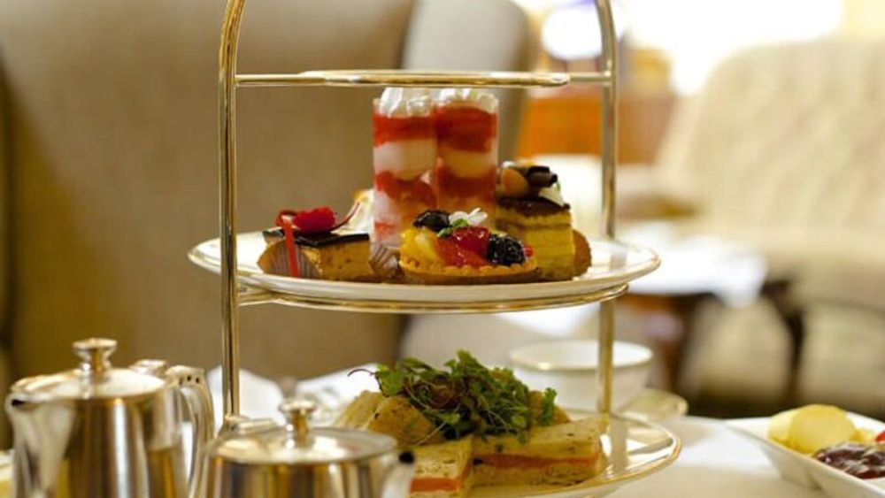 London: 3 Palaces Walk and Royal Parks (with Afternoon Tea)