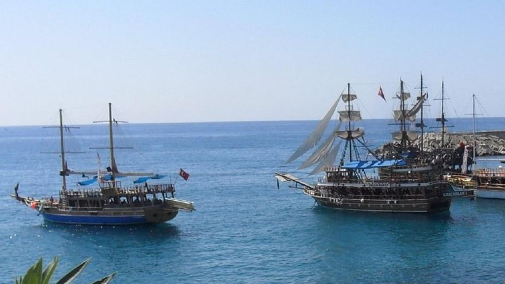 Alanya Cruise include Lunch / Soft Drinks and Roundtrip Transportation