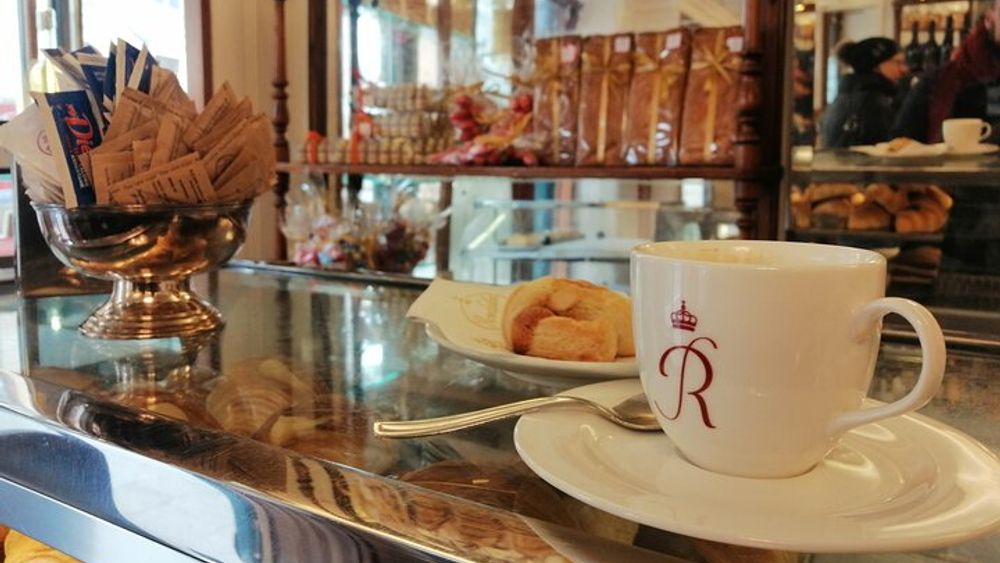 Venice: Traditional Cafès and Pastry Shops Walk
