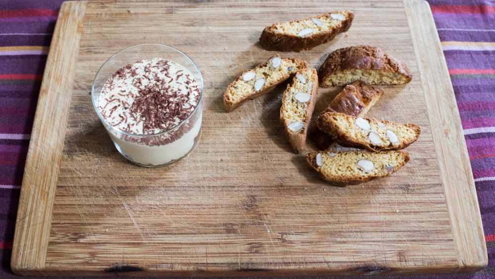 Share Pasta Love: Small group Pasta & Tiramisu class in a local's home in Santa Teresa di Gallura