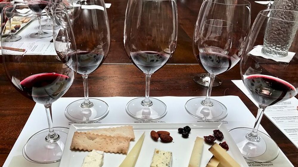 Montmartre Cheese and Wine tasting Walking Tour