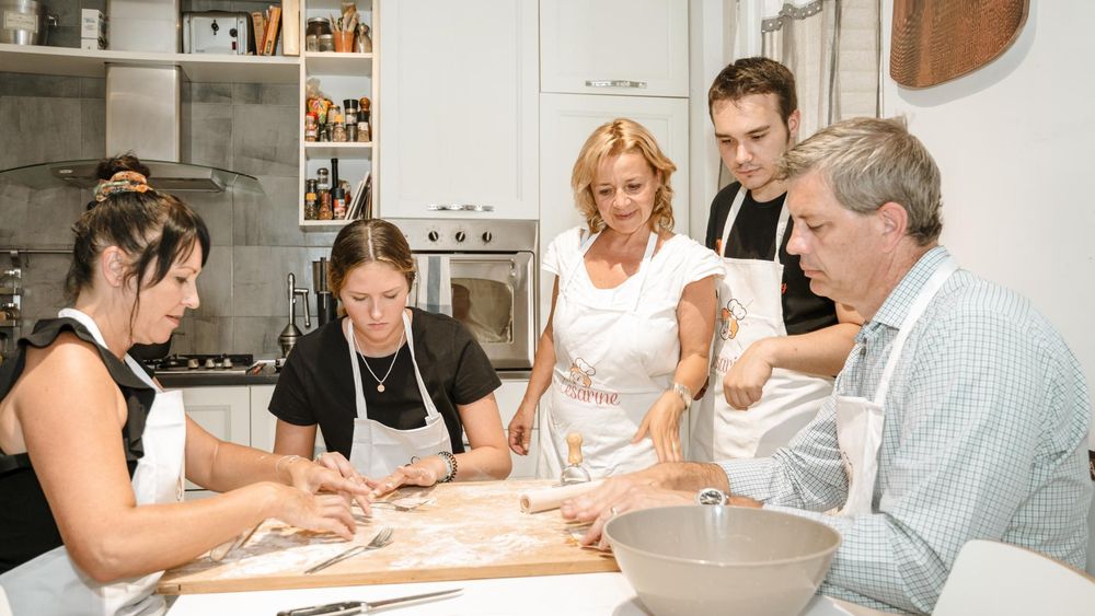 Cinque Terre: Small group Pasta and Tiramisu class in a local's home