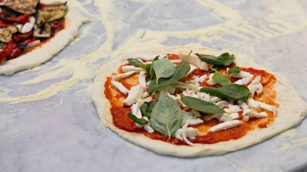 Rome: Make Your Own Pizza - Create your favorite Pizza with a Local Chef