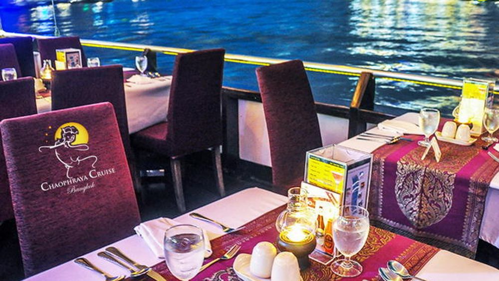 Chaophraya Cruise - Amazing Dinner Cruise