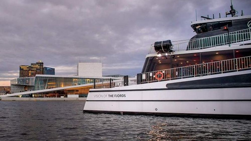 Scenic Oslofjord cruise on modern hybrid boat