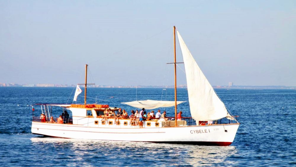 4-hour Boat Trip with Fishing, Lunch and Unlimited Drinks in Nessebar