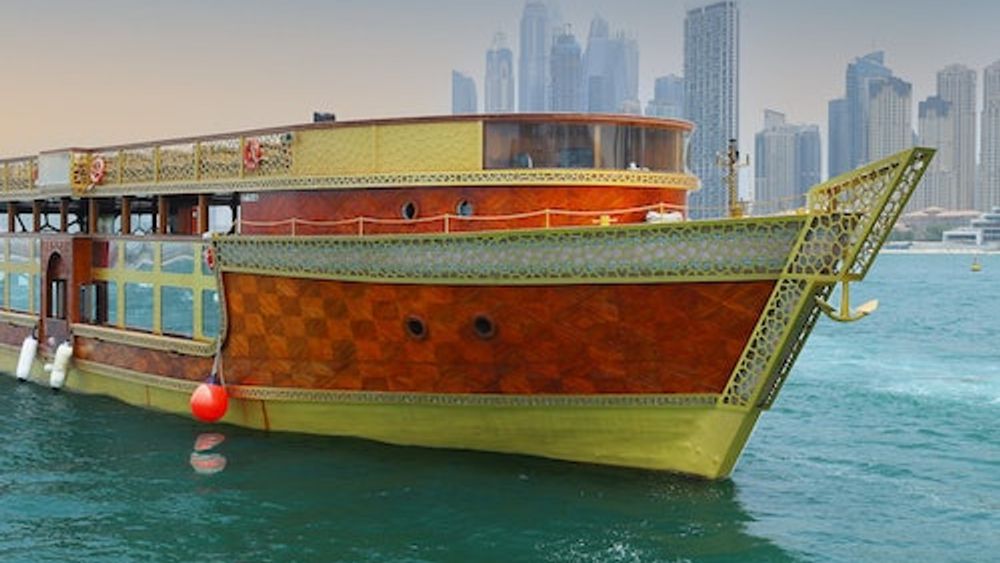 Dubai Marina: Ocean Empress Dinner Cruise