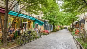 Paris: Le Marais Gourmet Food Tour Cover Image