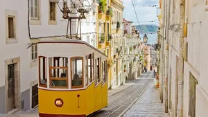 Lisbon: Private Walking Tour with Wine Tasting Cover Image