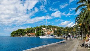 From Dubrovnik: Half-Day Tour In Cavtat with Popara Experience Cover Image