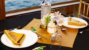 Dubai: Luxury Marina Dinner Cruise with Live Music Cover Image