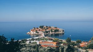 From Dubrovnik: Group Full - Day Tour: Kotor & Budva (with Food) Cover Image