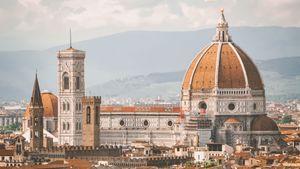 Florence: Exclusive to tabl: Florence's Jewish Roots & Food Cover Image