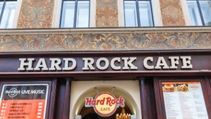 Hard Rock Cafe Prague dinner: Skip the line Cover Image