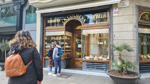 Barcelona: Born Food Tour Small Group - Barcelona's Traditional Gastronomy Cover Image