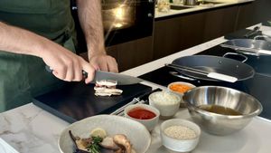 Private Chef masterclass beyond paella in Barcelona Cover Image