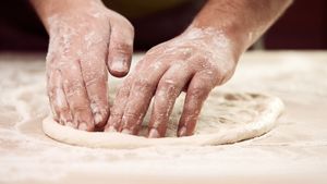 Naples: Neapolitan Pizza Cooking Class Cover Image