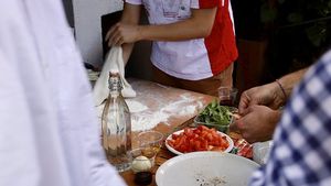 Naples: Pizza Master Class Cover Image