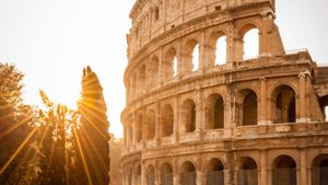 Rome: Exclusive to tabl: Early Roman Breakfast and Colosseum tour with Panoramic lift Cover Image