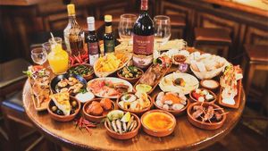 Barcelona: Tapas & Wine Tour with a Private Local Guide Cover Image